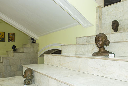 Выставка «Наследие: богатство Республики, исторические страницы страны в произведениях графики и скульптуры», накануне Всемирного форума по межкультурному диалогу и IV исламских игр солидарности