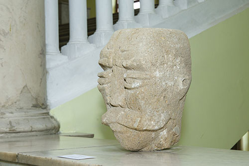 Выставка «Наследие: богатство Республики, исторические страницы страны в произведениях графики и скульптуры», накануне Всемирного форума по межкультурному диалогу и IV исламских игр солидарности