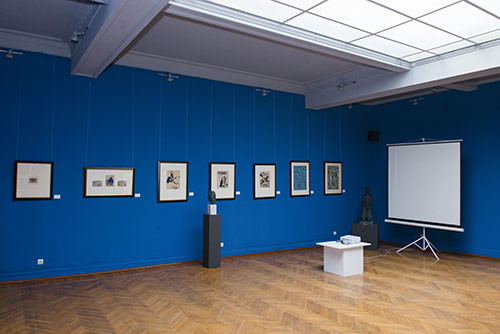 Выставка «Наследие: богатство Республики, исторические страницы страны в произведениях графики и скульптуры», накануне Всемирного форума по межкультурному диалогу и IV исламских игр солидарности