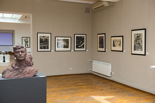 Выставка «Наследие: богатство Республики, исторические страницы страны в произведениях графики и скульптуры», накануне Всемирного форума по межкультурному диалогу и IV исламских игр солидарности