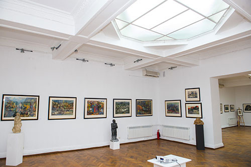 Выставка «Наследие: богатство Республики, исторические страницы страны в произведениях графики и скульптуры», накануне Всемирного форума по межкультурному диалогу и IV исламских игр солидарности