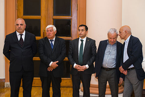 Выставка «Наследие: богатство Республики, исторические страницы страны в произведениях графики и скульптуры», накануне Всемирного форума по межкультурному диалогу и IV исламских игр солидарности